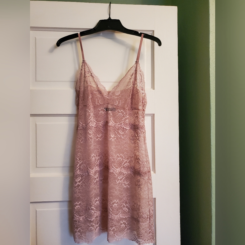 Elegant Pink/purple Lace negligee, Slip, Nightie